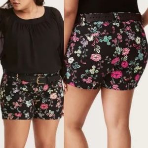 Torrid Floral Print Cuffed Shorts Plus Size 22